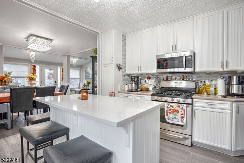 Fair Lawn Boro, NJ 07410,3-04 Bergen Ave