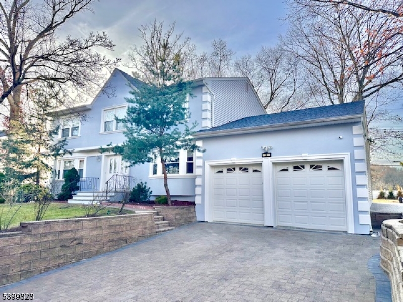 East Brunswick Twp., NJ 08816,8 Constitution Ct