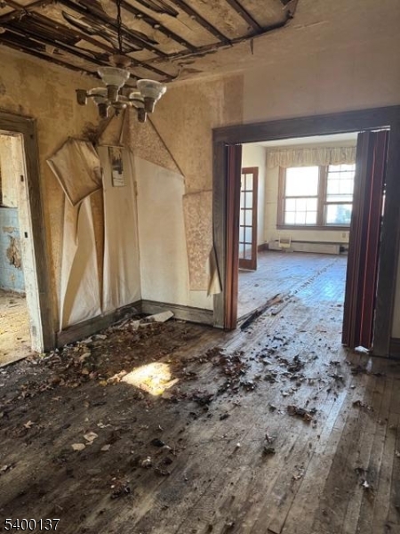 Linden City, NJ 07036,120 S Stiles St