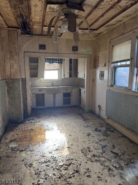 Linden City, NJ 07036,120 S Stiles St