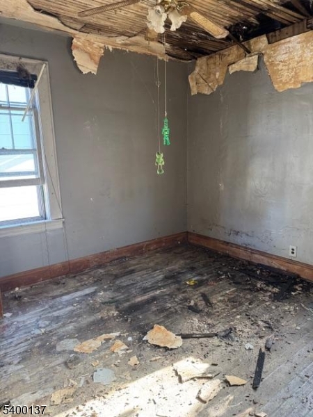 Linden City, NJ 07036,120 S Stiles St