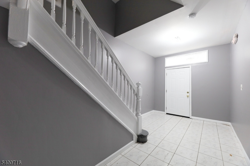 Newark City, NJ 07108,119 Ridgewood Ave