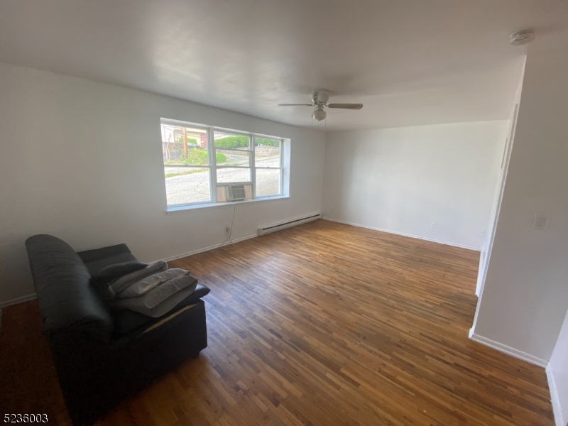 118 Main St #1, Butler Boro, NJ 07405