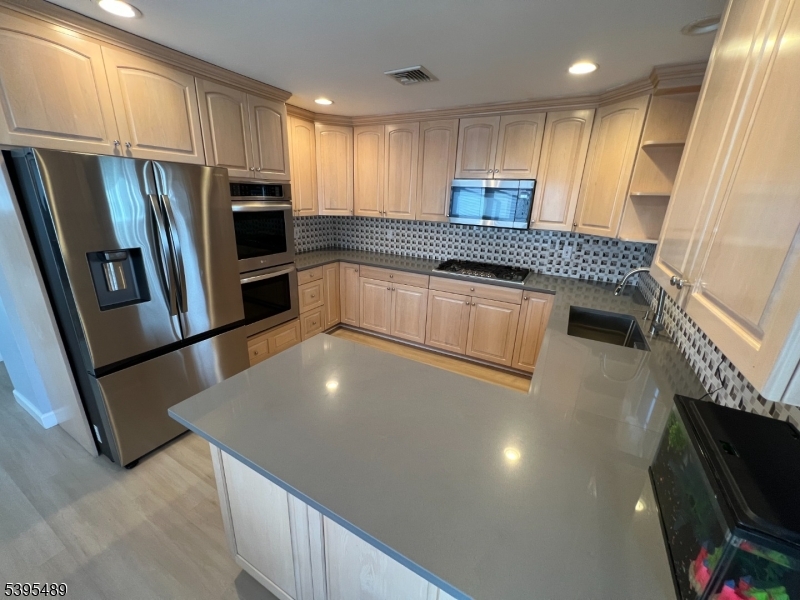 Carlstadt Boro, NJ 07072,497 Division Ave #A