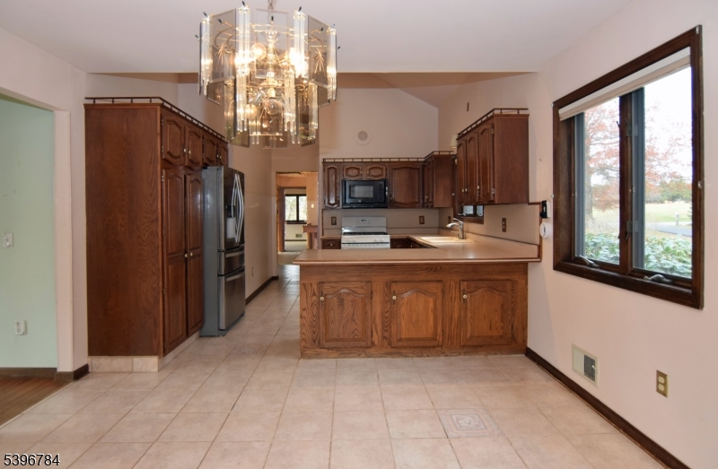 Readington Twp., NJ 08889,20 Casper Berger Rd