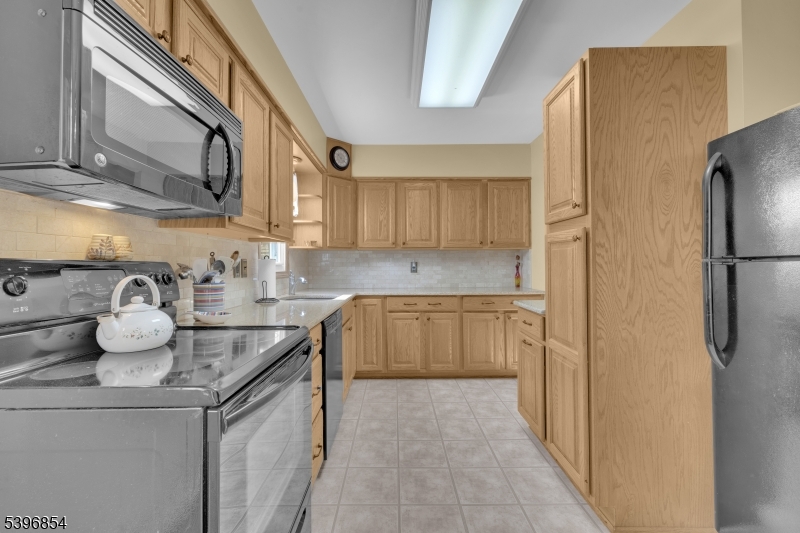 Mount Olive Twp., NJ 07828,43 Dogwood Dr