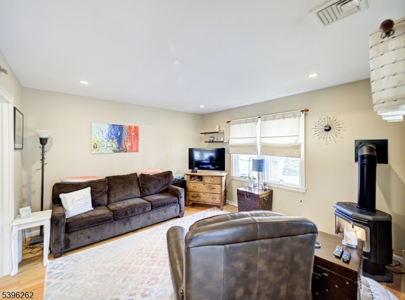 Montville Twp., NJ 07082,26 Bellows Ln