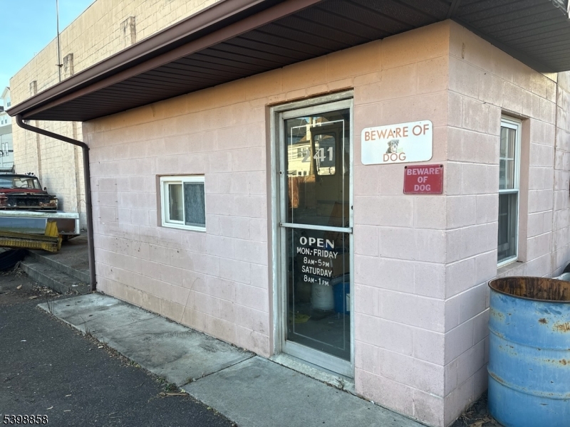 Haledon Boro, NJ 07508,227 Belmont Ave