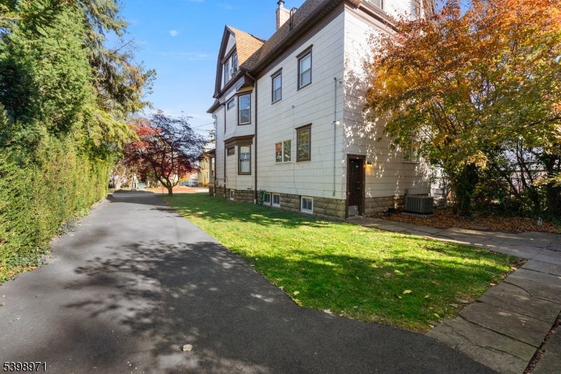 Bloomfield Twp., NJ 07003,10 14Almira Street