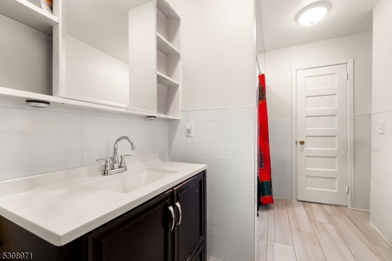 Bloomfield Twp., NJ 07003,10 14Almira Street