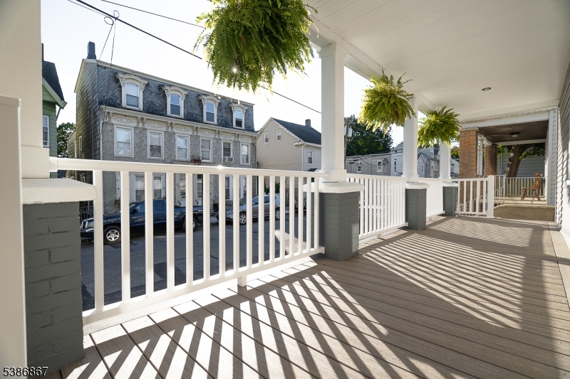 Phillipsburg Town, NJ 08865,195 Chambers St