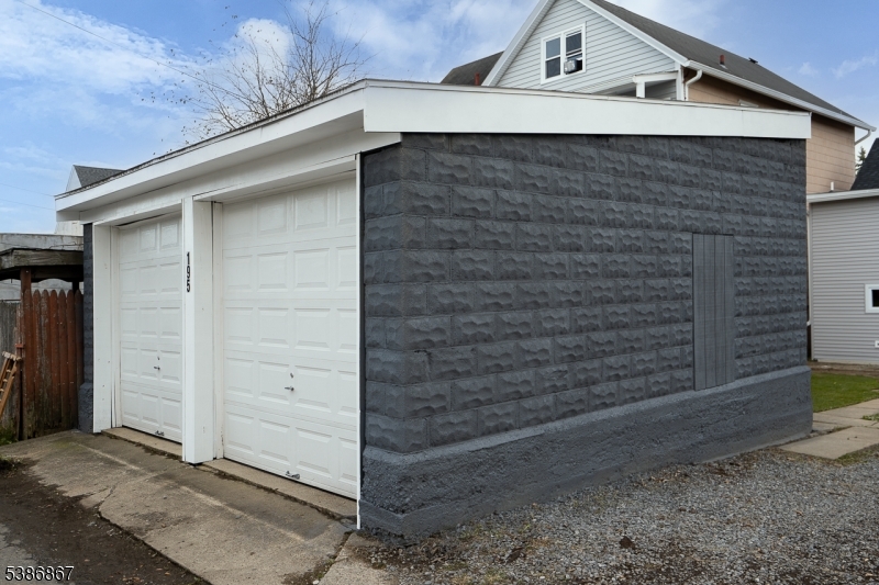 Phillipsburg Town, NJ 08865,195 Chambers St