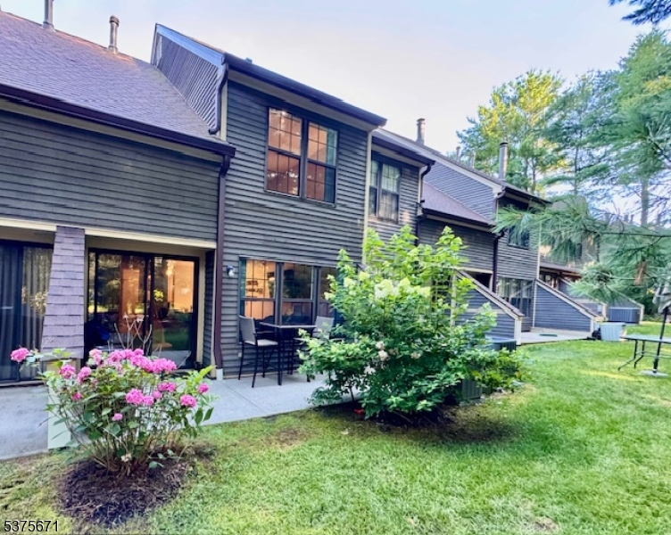 West Milford Twp., NJ 07480,7 E New Bedford Rd