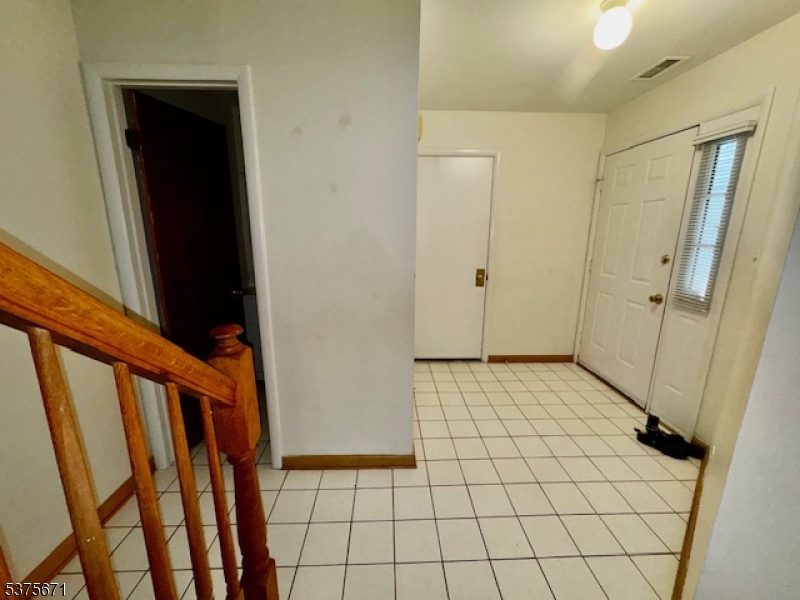 West Milford Twp., NJ 07480,7 E New Bedford Rd