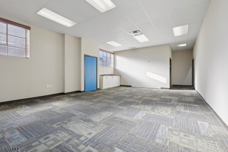 Hackensack City, NJ 07601,16 Van Wettering Pl