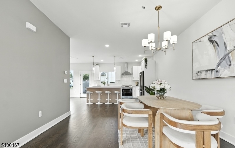 North Arlington Boro, NJ 07031,186 Canterbury Ave