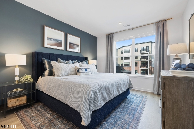 South Amboy City, NJ 08879,2000 Schindler Dr #A13