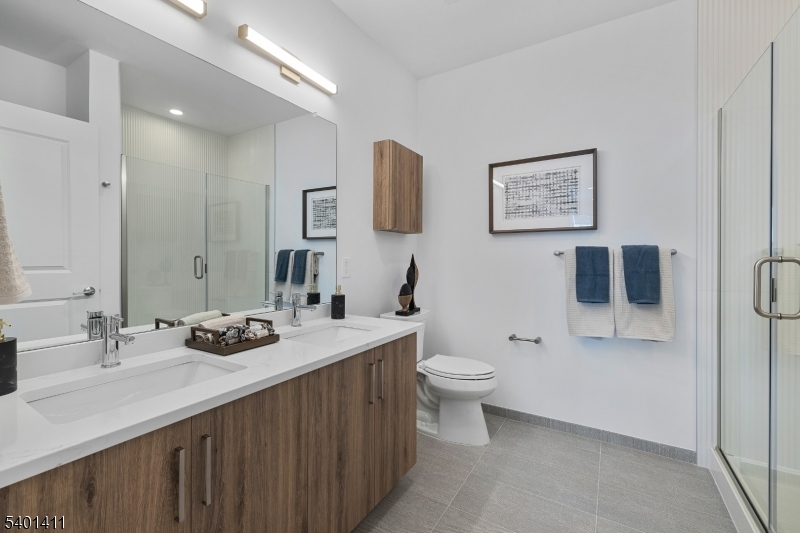 South Amboy City, NJ 08879,2000 Schindler Dr #A13