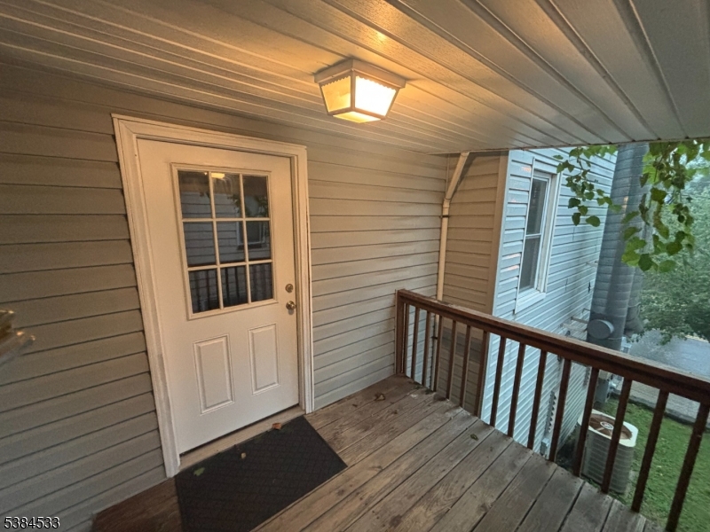 765 S Main St, Phillipsburg Town, NJ 08865