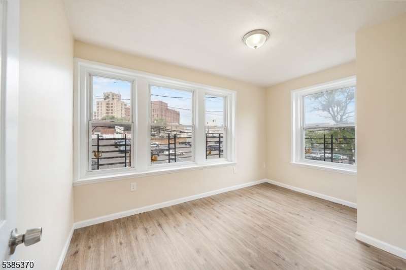 Elizabeth City, NJ 07201,115 Jefferson Ave