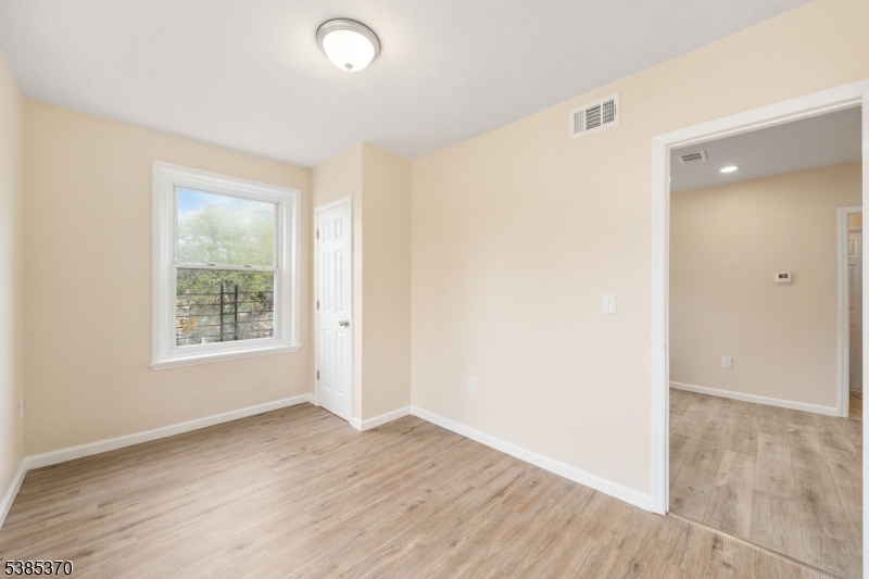 Elizabeth City, NJ 07201,115 Jefferson Ave