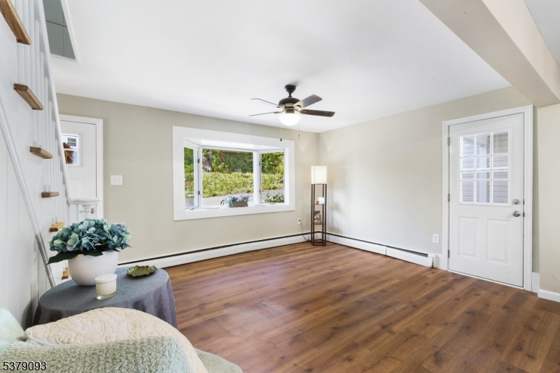 Hopatcong Boro, NJ 07874,101 Mildred Ave