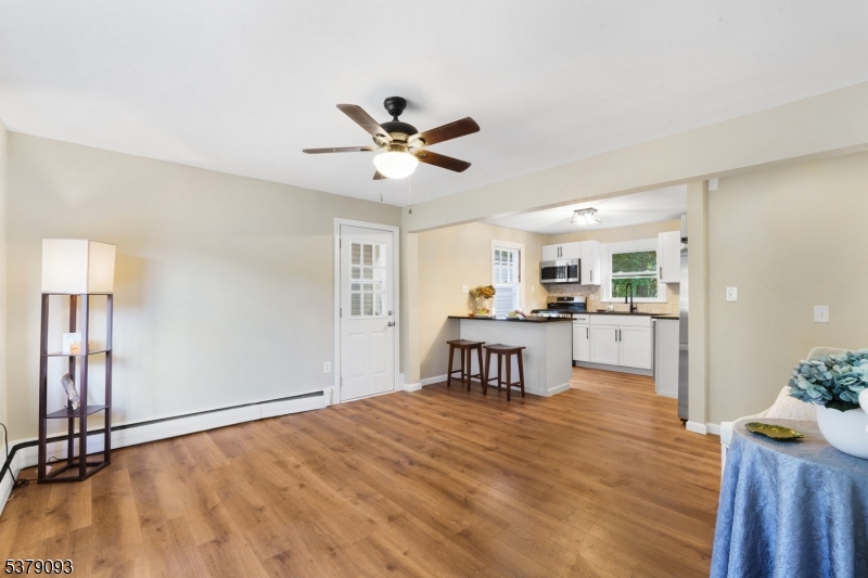 Hopatcong Boro, NJ 07874,101 Mildred Ave