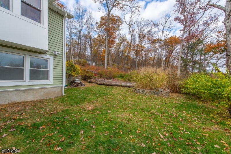 Hopatcong Boro, NJ 07849,233 Lakeside Ave