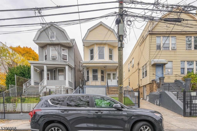 107 Randolph Ave, Jersey City, NJ 07305