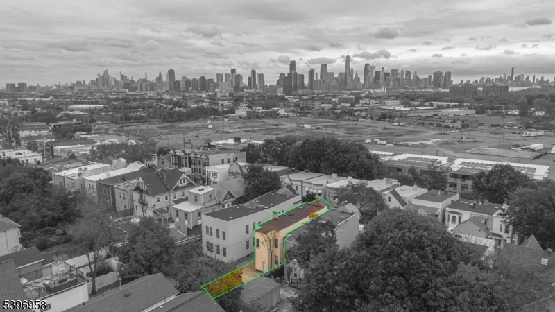 Jersey City, NJ 07305,107 Randolph Ave