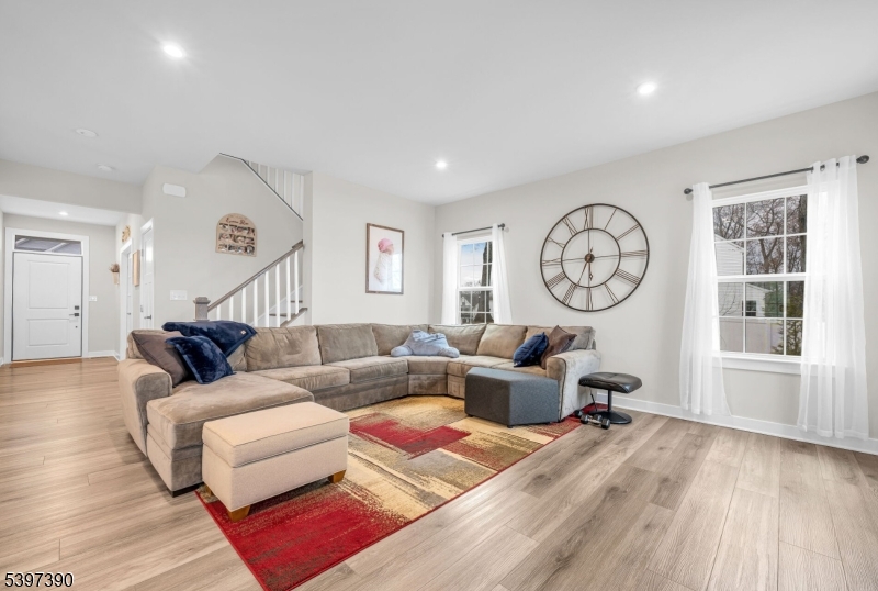 Roxbury Twp., NJ 07850,16 Esposito Ln