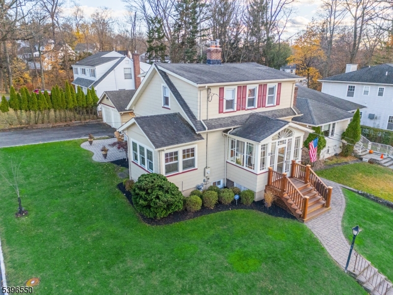 52 Robertson Rd, West Orange Twp., NJ 07052