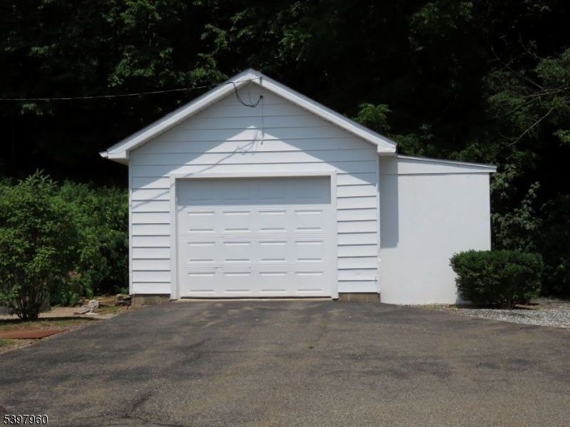 Blairstown Twp., NJ 07832,196 State Route 94