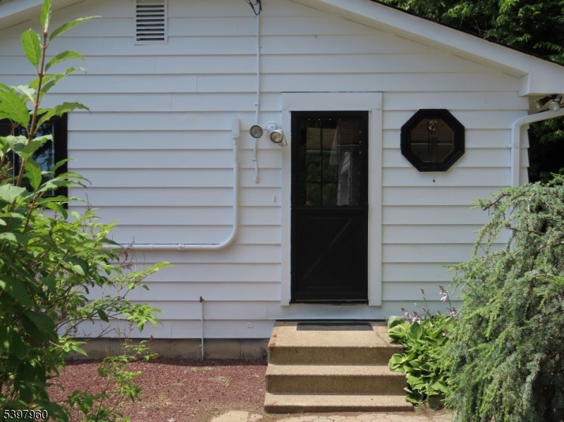 Blairstown Twp., NJ 07832,196 State Route 94