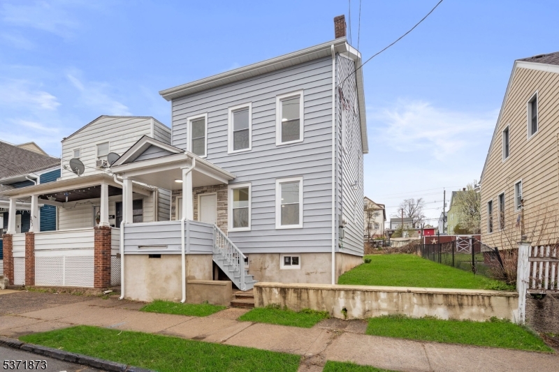 325 N 7Th St, Prospect Park Boro, NJ 07508