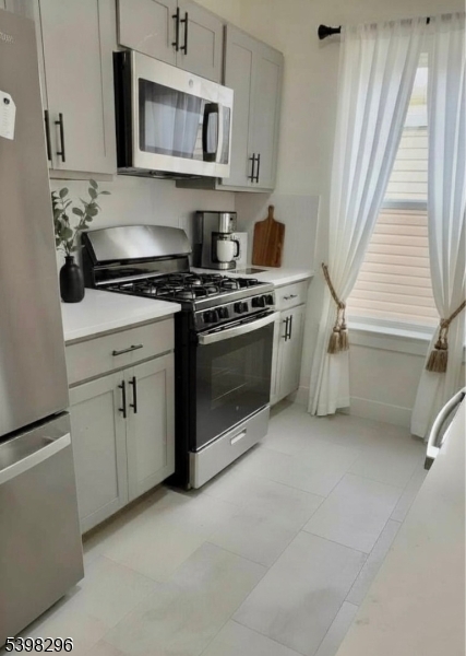 Irvington Twp., NJ 07111,335 21St St