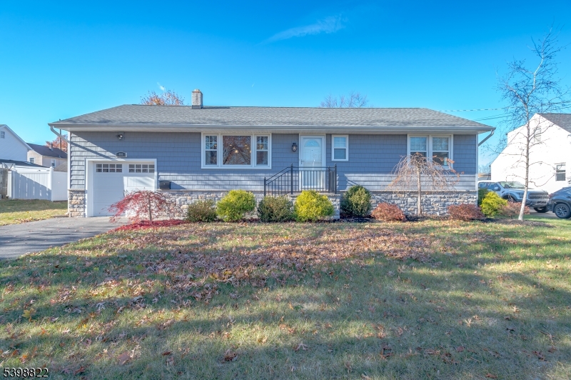 400 Whittier Ave, Dunellen Boro, NJ 08812