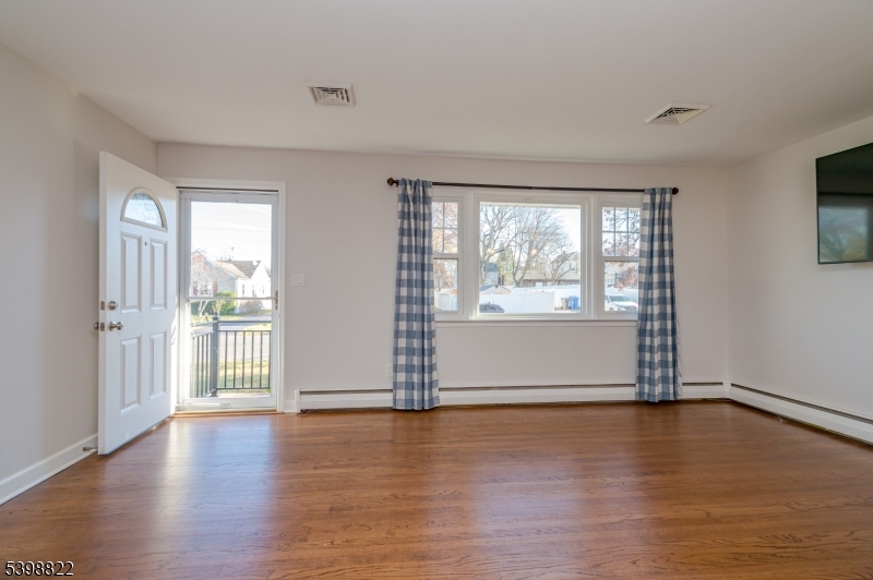 Dunellen Boro, NJ 08812,400 Whittier Ave