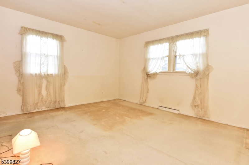 Waldwick Boro, NJ 07463,61 Mackay Ave