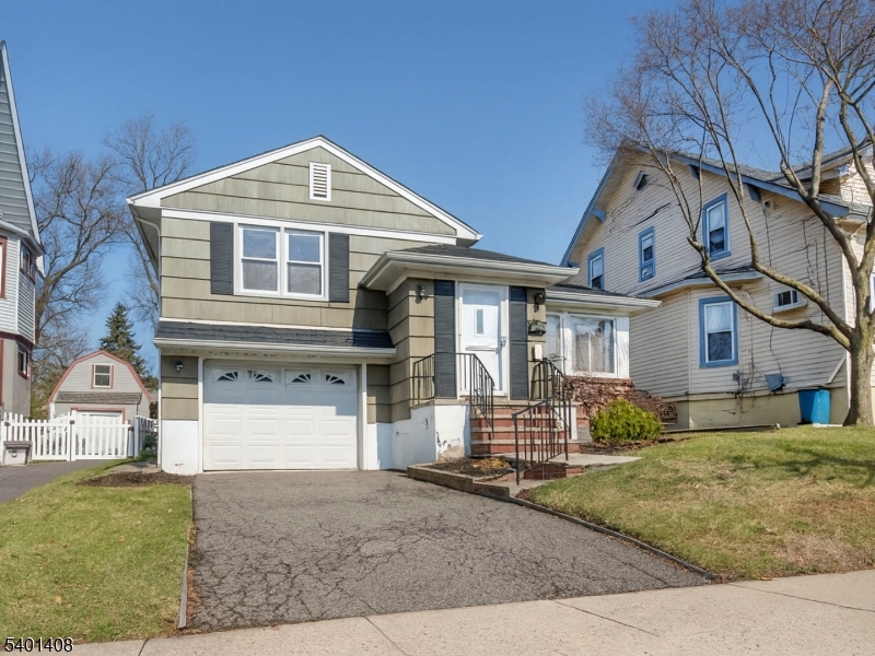 Rutherford Boro, NJ 07070,121 Woodland Ave