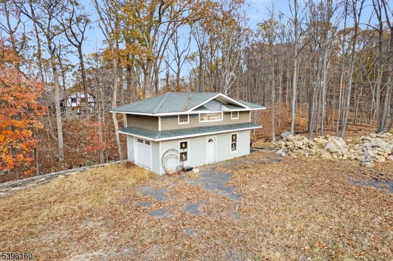 Andover Twp., NJ 07821,41 Kilroy Rd