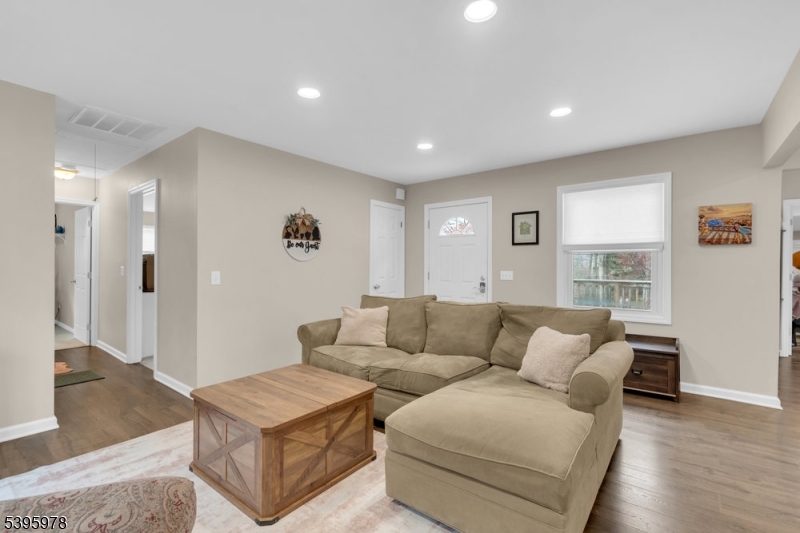 Jefferson Twp., NJ 07438,55 Lyons Rd