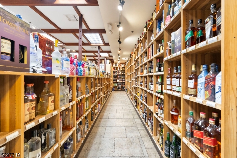 Newark City, NJ 07105,114 Ferry St