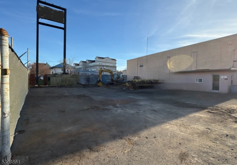 Haledon Boro, NJ 07508,227 Belmont Ave