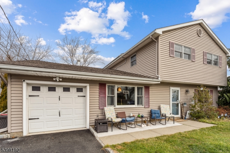 7 Overbrook Rd, Mount Olive Twp., NJ 07836