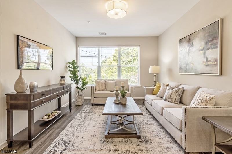 Wharton Boro, NJ 07885,54 N Main St #206