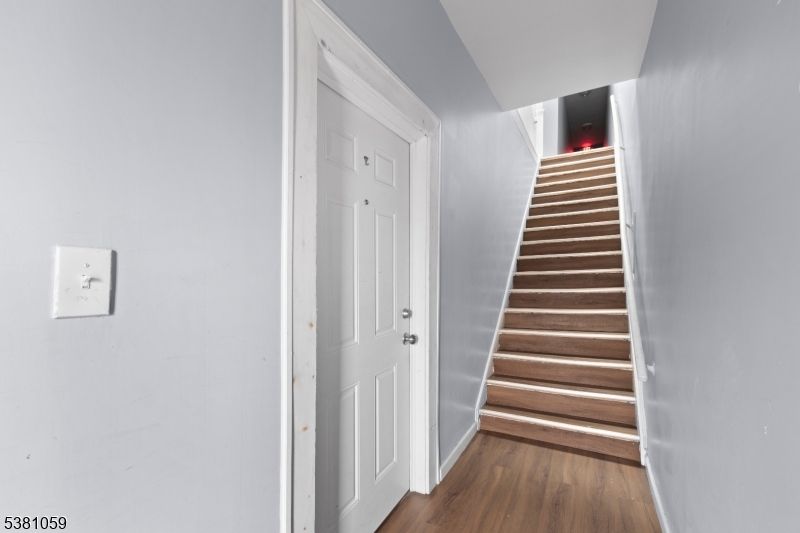 Belleville Twp., NJ 07109,76 Heckel St