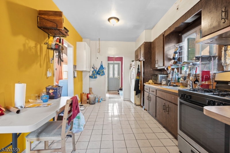 Passaic City, NJ 07055,174 Randolph St