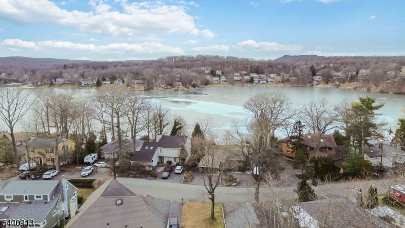 Rockaway Twp., NJ 07866,1 Wenonah Ave