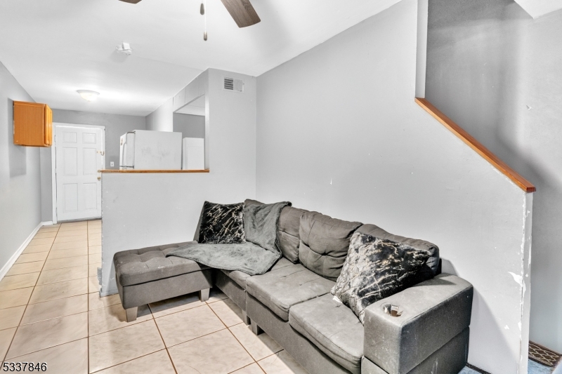 Newark City, NJ 07104,117 Highland Ave